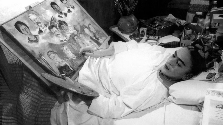 frida kahlo postrada pintando cordon national geographic